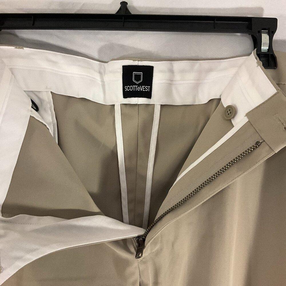 Scottevest Chino Pants Men's Sz 42x32 Khaki/Tan Travel Dress Pants
